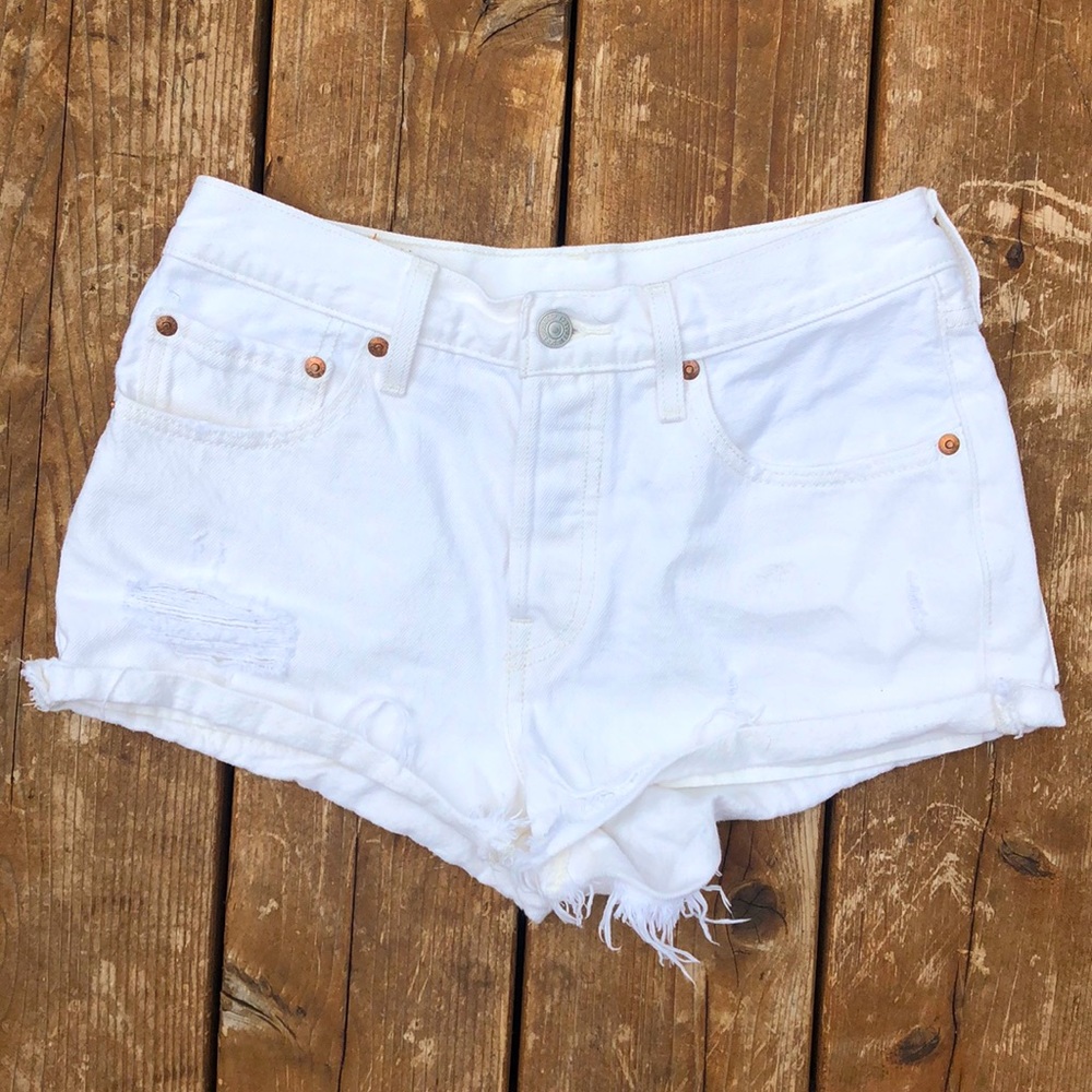 Levi’s White Denim Cut Off Shorts